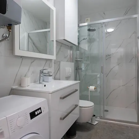 Apartment Mali & Veli *