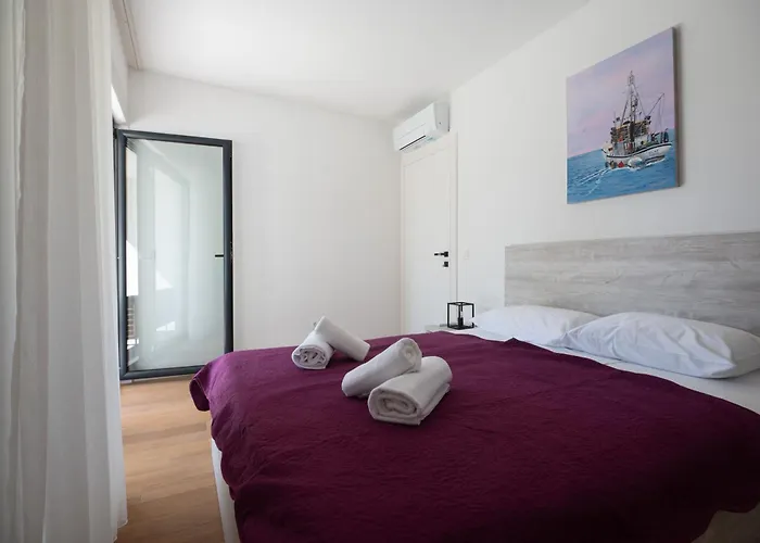 Apartman Mali & Veli *